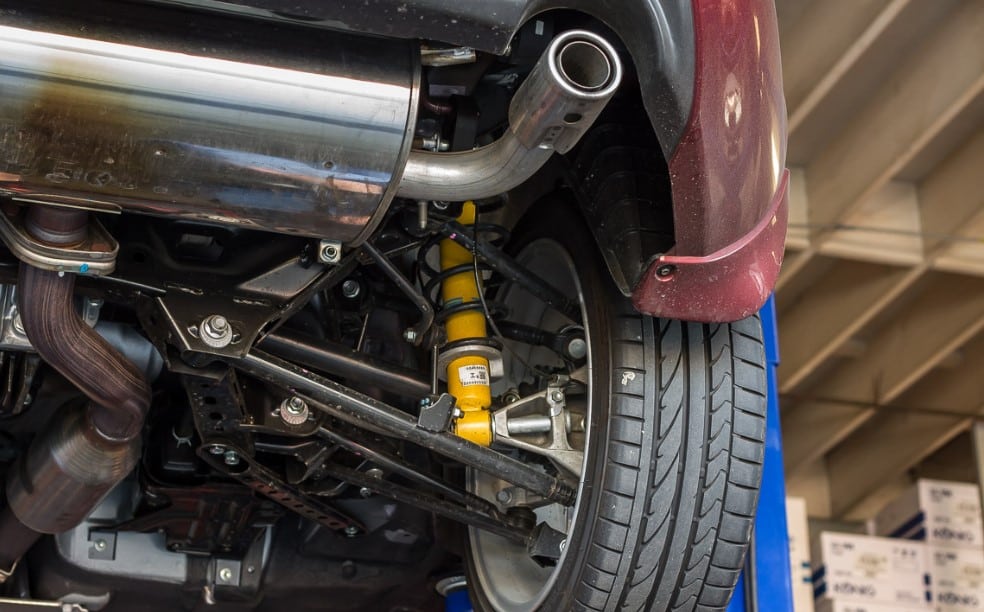 How do troubleshoot common problems with straight pipe exhaust systems