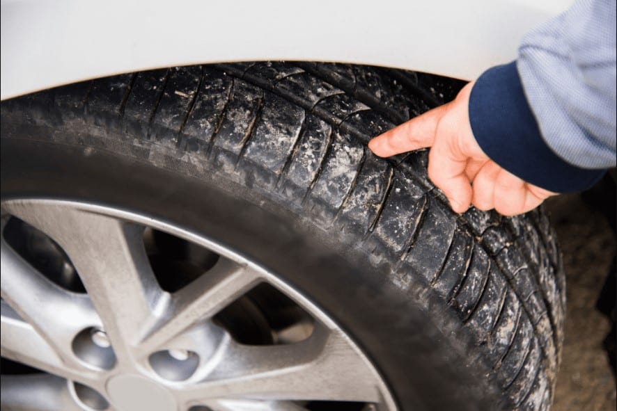 What factors affect the weight of a tire