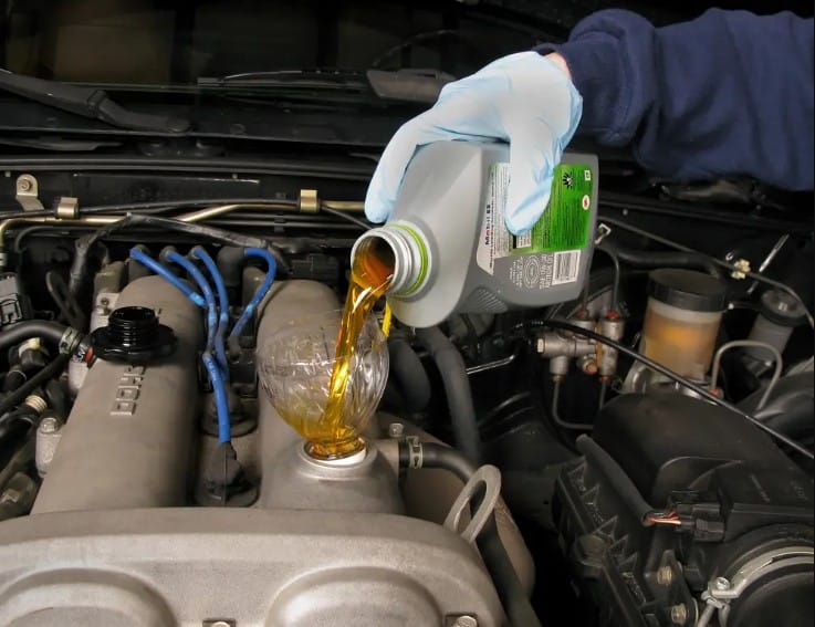 When to take your Hyundai to the dealer or mechanic for the check engine light