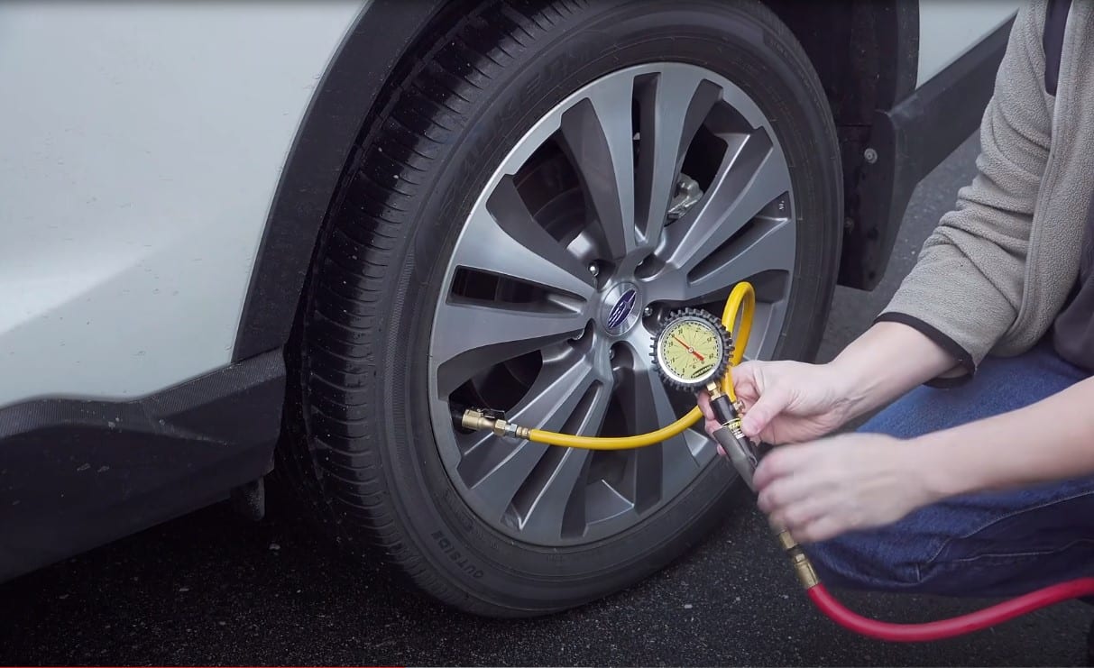 does tire pressure get lower in cold weather