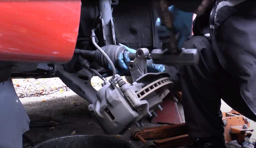 Transmission Fluid Leak Cost and the Importance of Maintenance