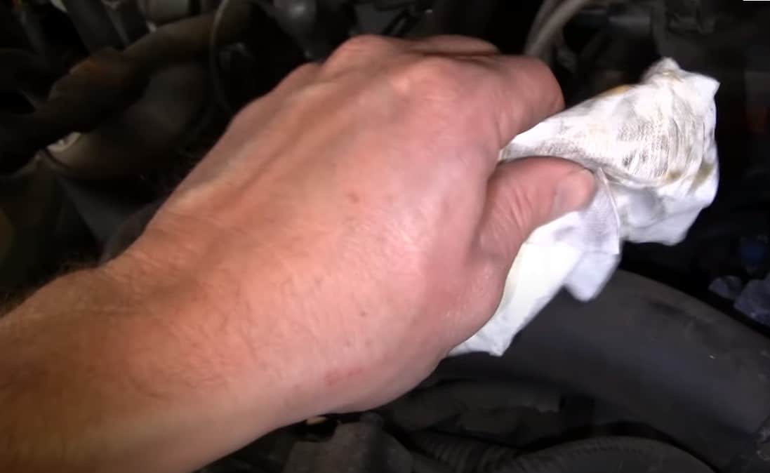 how to add transmission fluid to your vehicle