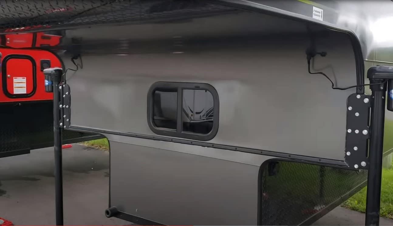 how much does a truck bed camper weight