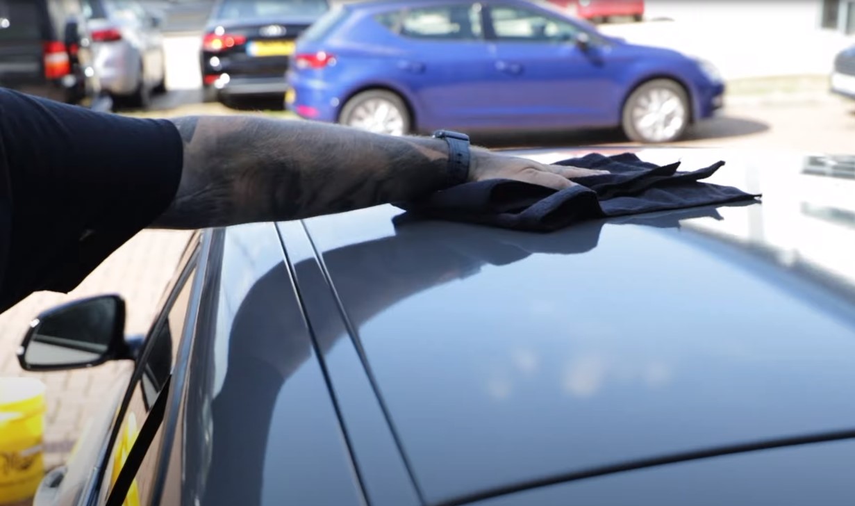 how to clean a wrapped car