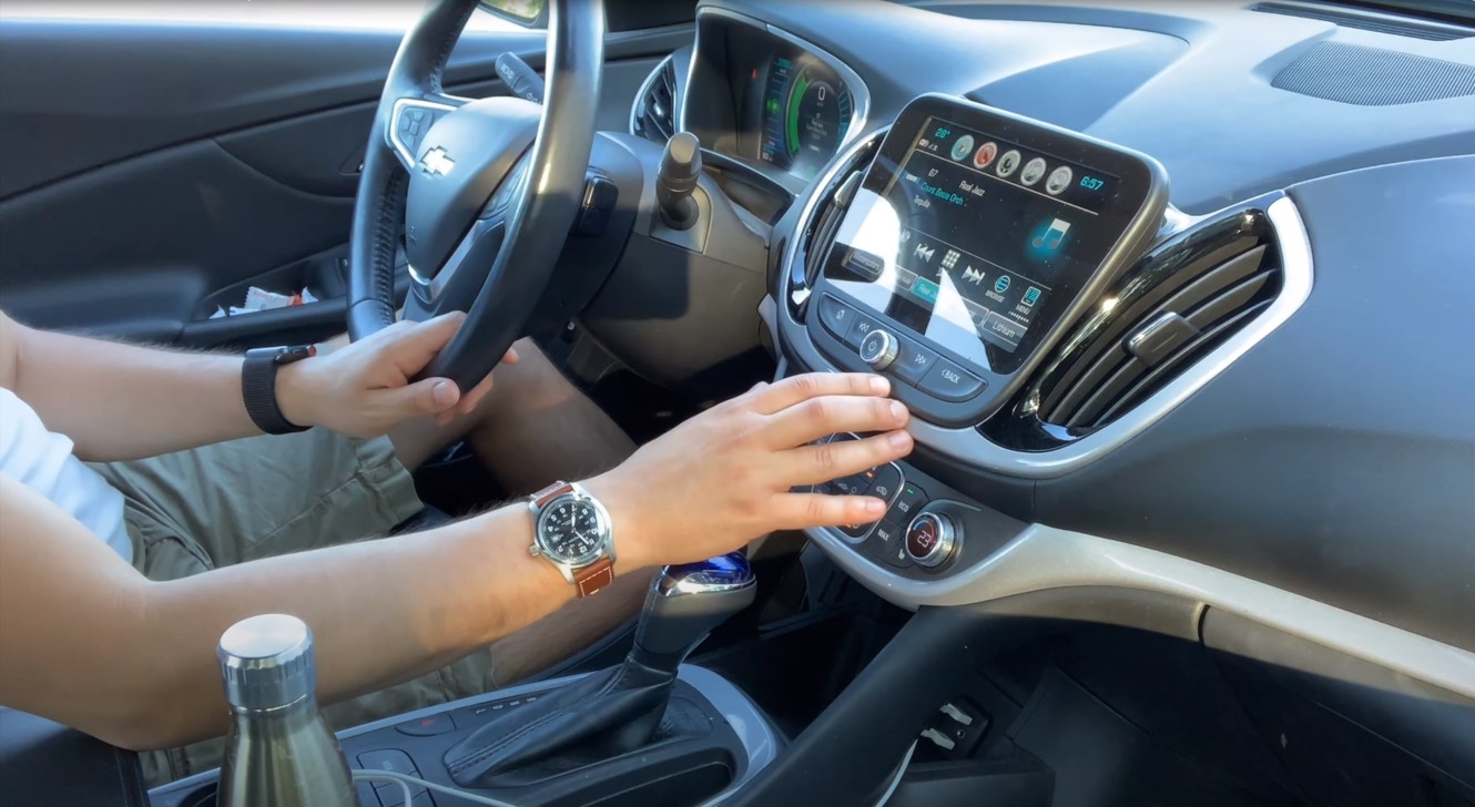 How Long Do Chevy Volt Batteries Last? 2025 Full Analysis