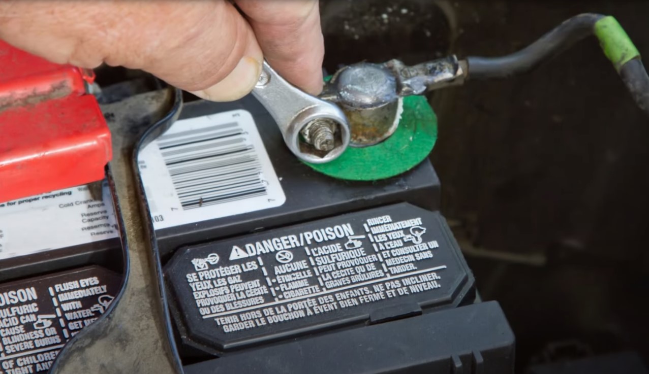 How Long Does Car Battery Last with Radio On? 2024 Insights