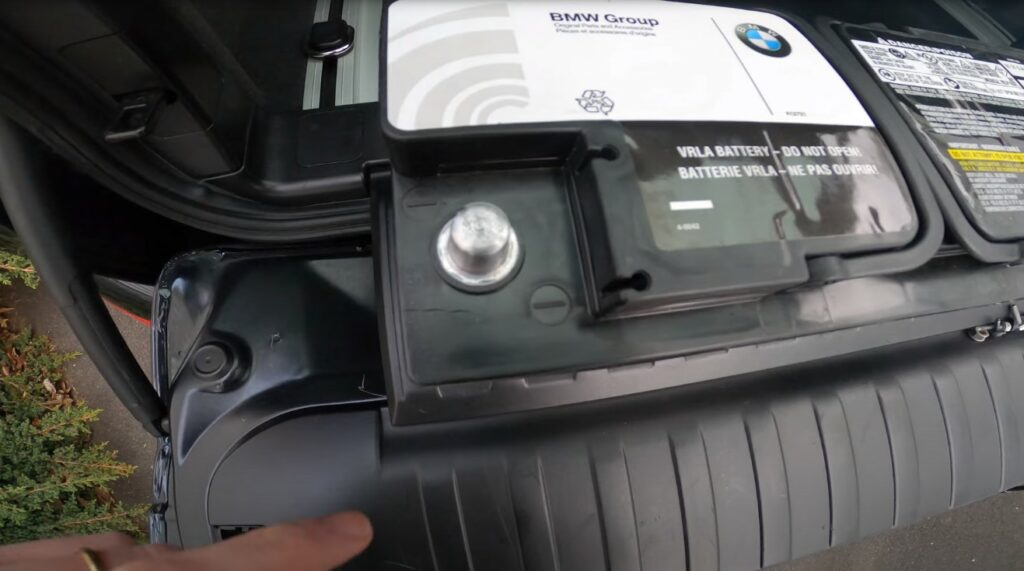 How Long Does a BMW Battery Last? 2025 In-Depth Look
